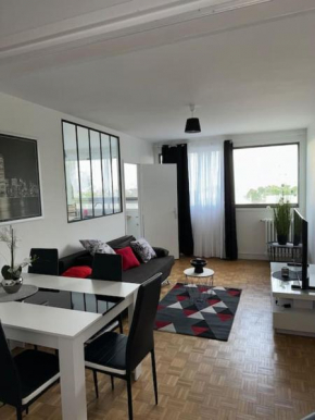 Charmant T2 à Maisons Alfort - Tout meublé neuf